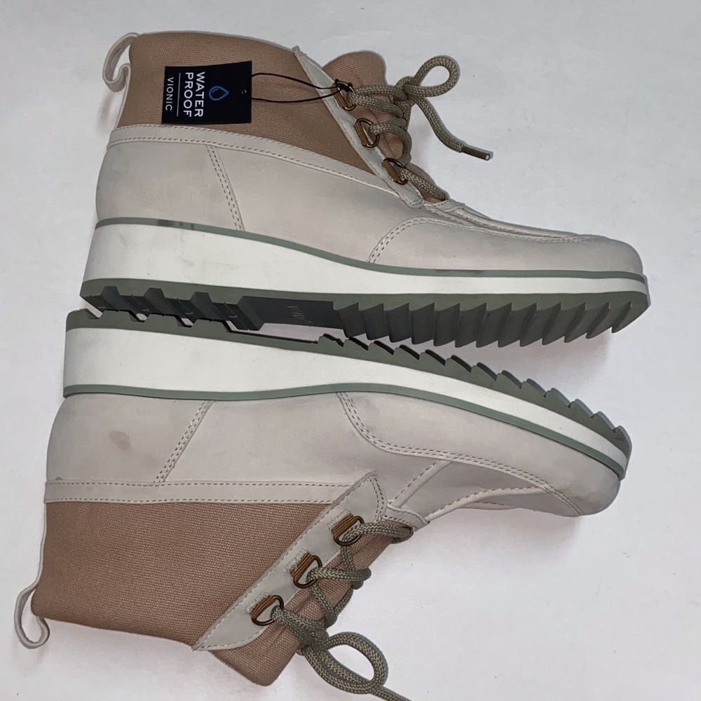 Vionic Womenâs Acadia NolanâCream and Tan Waterproof Hiking Ankle Lace-Up Boots - Picture 2 of 13